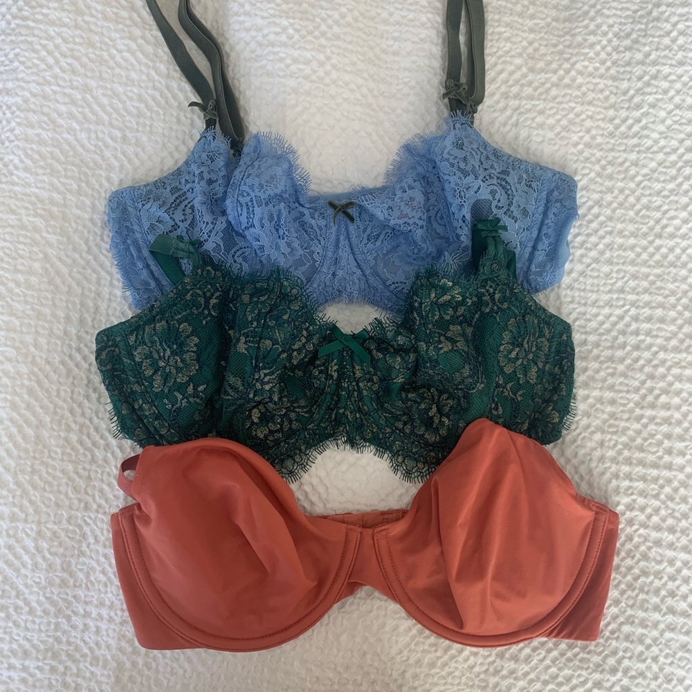 3 Nice Bras! - image 1